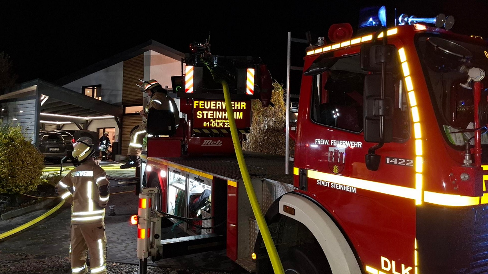 Dachstuhlbrand in Sommersell: Nächtlicher Feuerwehreinsatz fordert 45 Einsatzkräfte