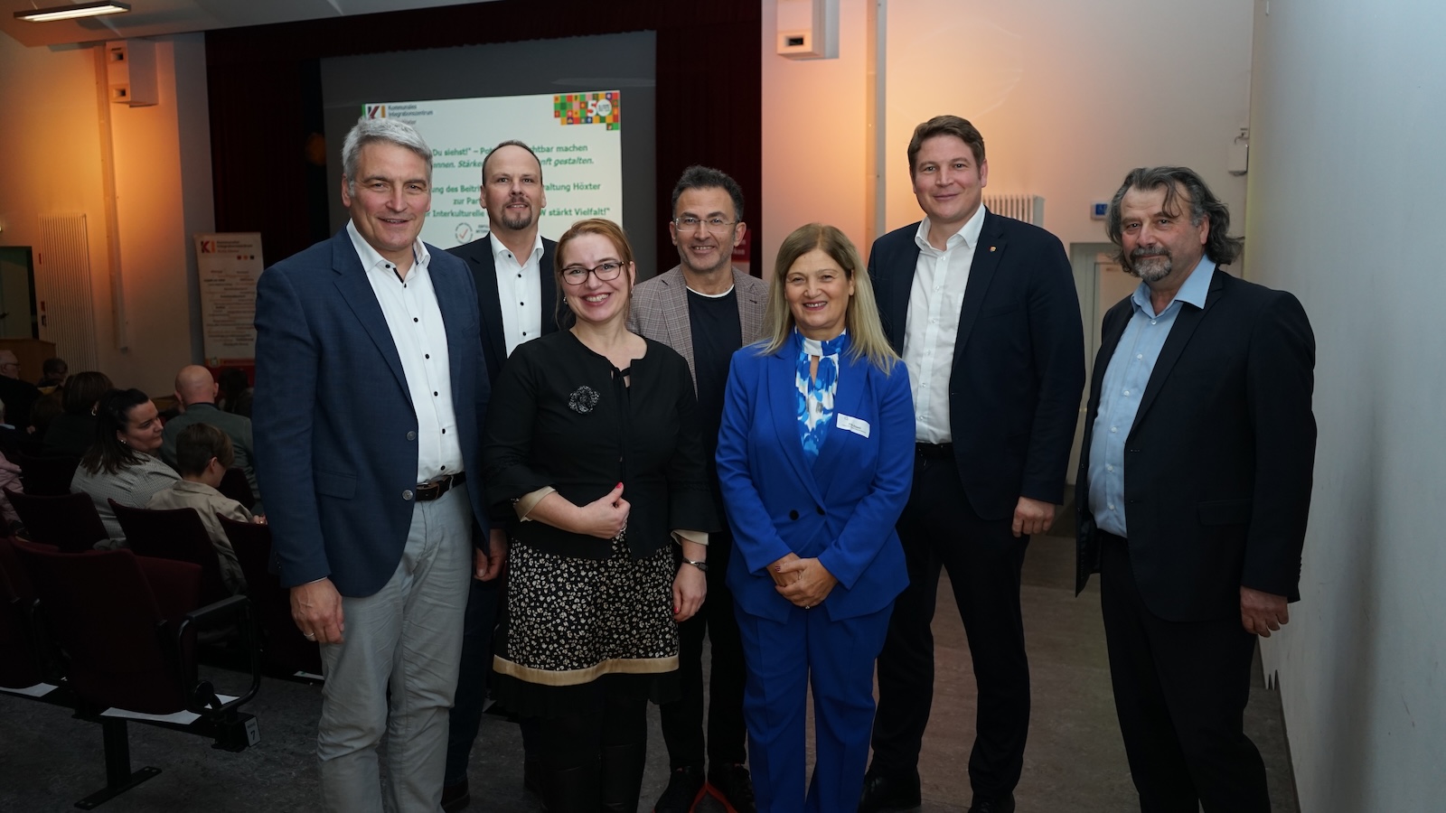 Zeichen für Vielfalt und Teilhabe: Veranstaltung „Mehr als Du siehst!“ in Brakel